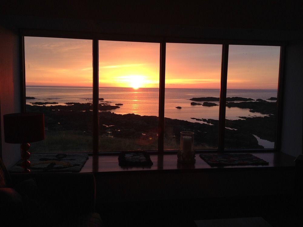 Pew With A View - Seafront Cottages Rosehearty Экстерьер фото