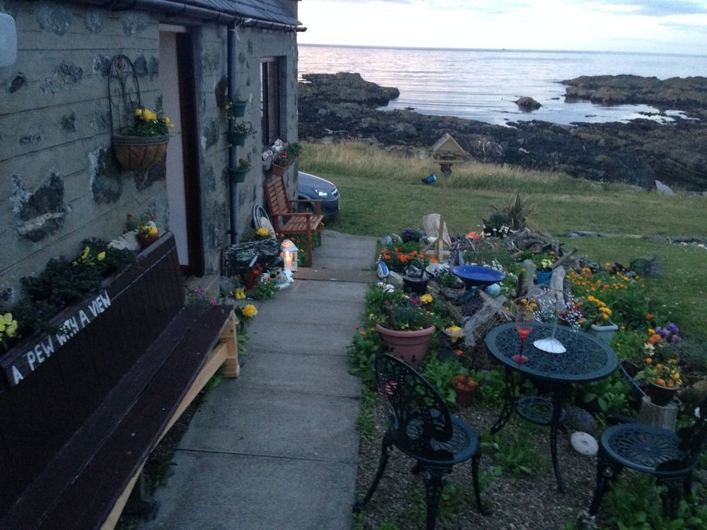 Pew With A View - Seafront Cottages Rosehearty Экстерьер фото