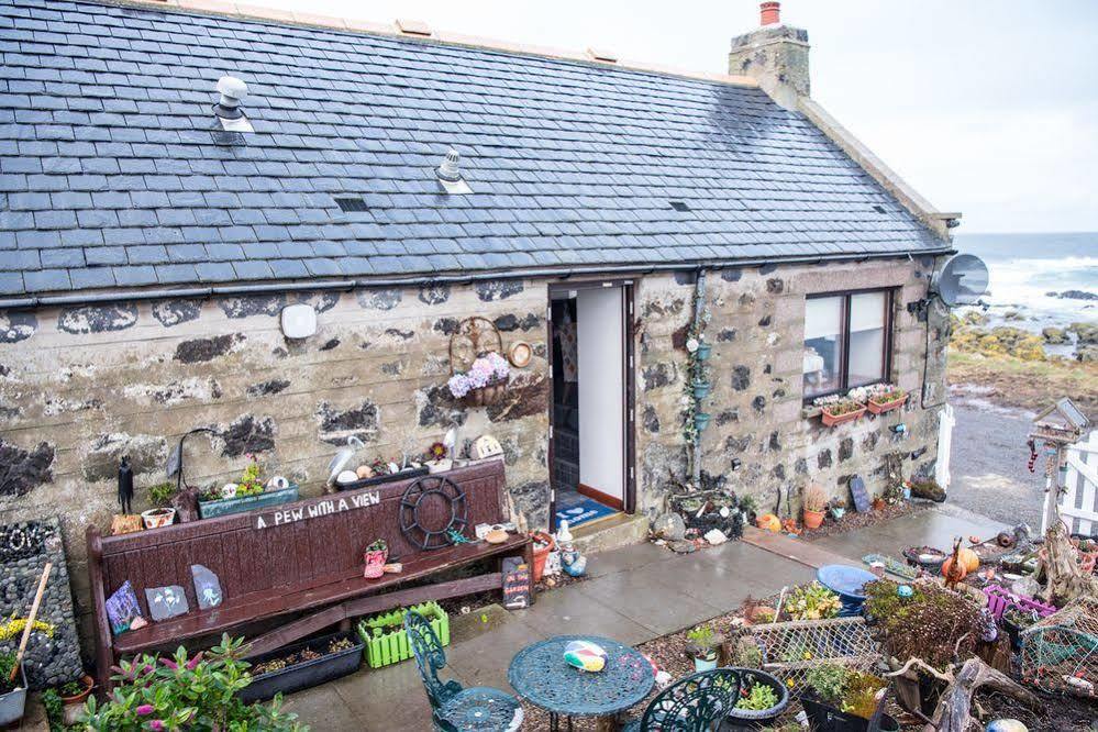 Pew With A View - Seafront Cottages Rosehearty Экстерьер фото