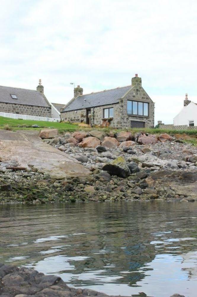 Pew With A View - Seafront Cottages Rosehearty Экстерьер фото