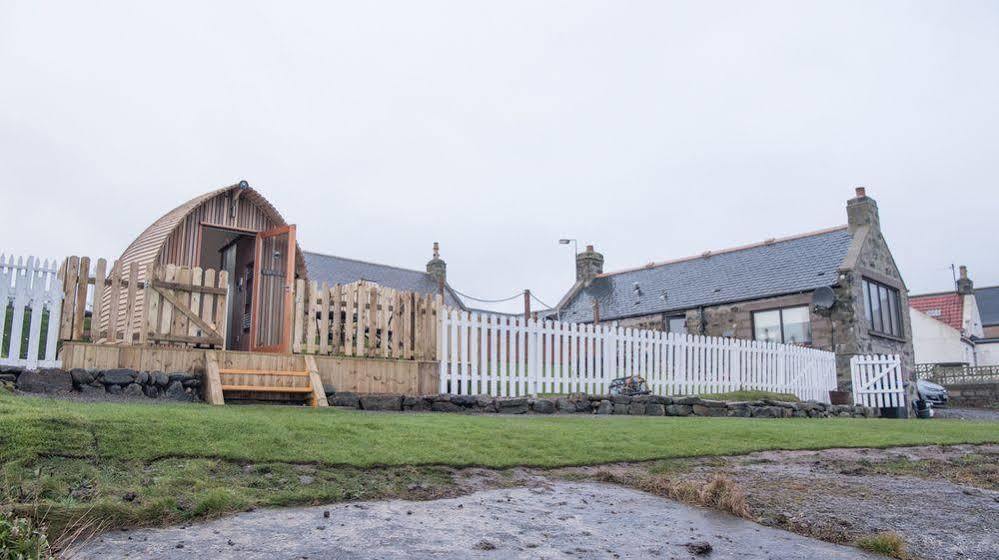 Pew With A View - Seafront Cottages Rosehearty Экстерьер фото