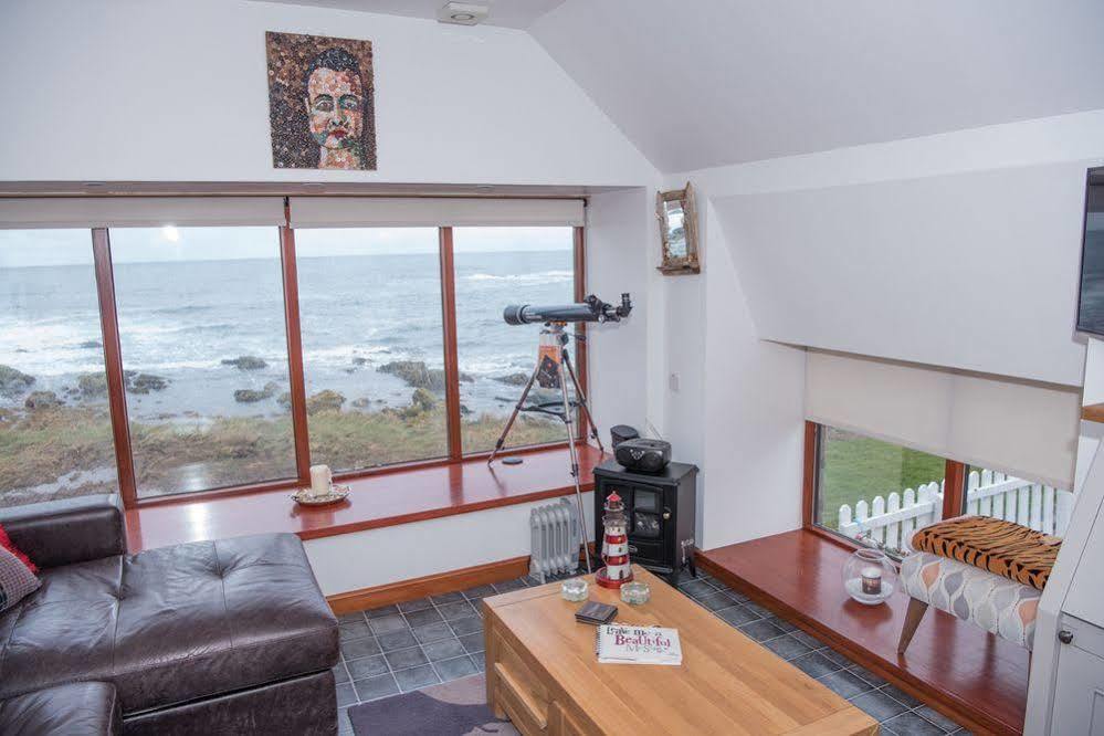 Pew With A View - Seafront Cottages Rosehearty Экстерьер фото